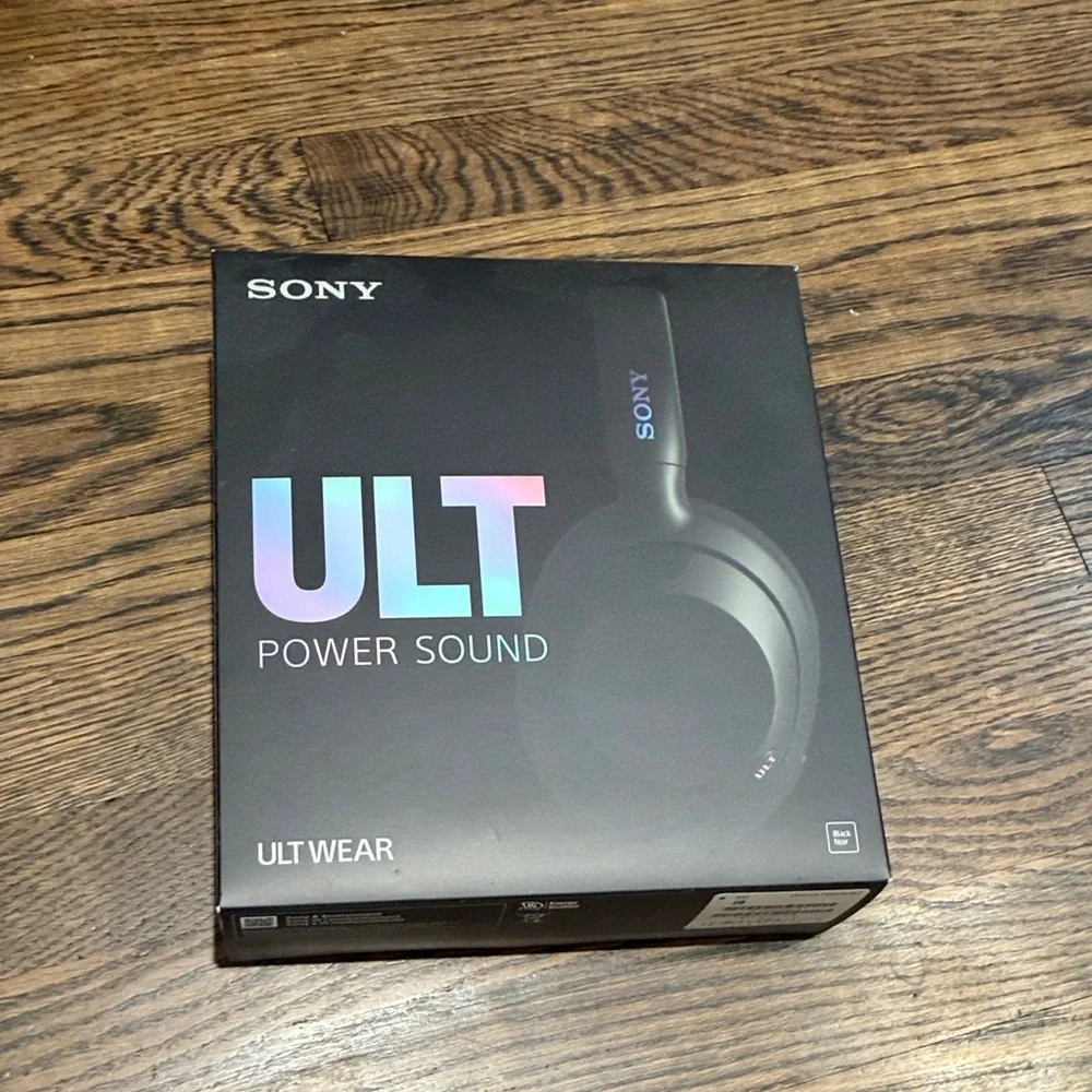 Sony ULT Power Sound noise cancelling Headphones with Carrying Case and Box